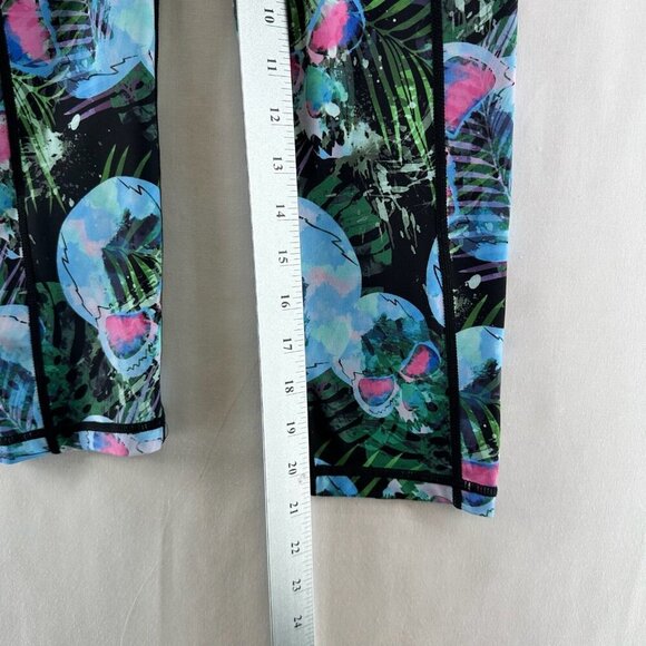 Constantly Varied Gear Leggings Size S Highrise Crop Skull Palm Print Blue Green - Picture 10 of 10